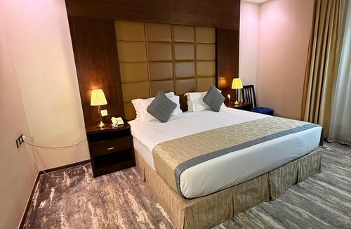 Hera Street Hotel | Alfursan Almotahida Hotel
