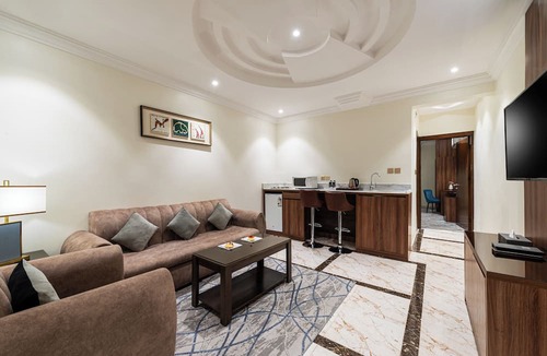 Khamis Mushait Hotel | Al Qasr Hotel Suites -Al Tahlia District