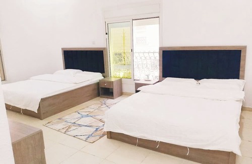 Al-Hamra'a Bed & Breakfast | Hasy's House-You Jia