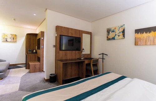 Al Faisaliyah Hotel | RASIA HOTEL