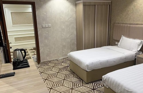 Al Bad Hotel | Golden new hotel