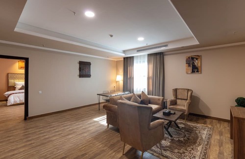 Taif Hotel | Zaman Homeland Hotel