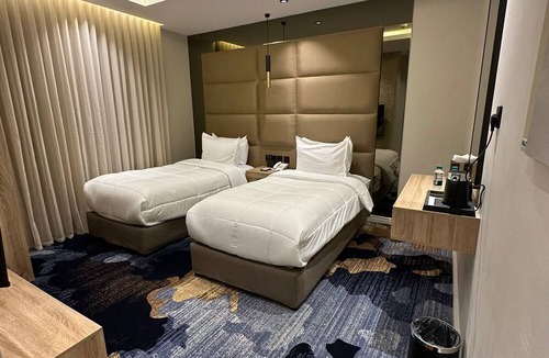 Qurtubah Hotel | XYZ Hotel Qurtoba