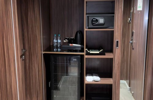 Al Bawadi Hotel | White Diamond Hotel Sari