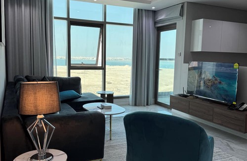 Manama Hotel | Al Safwa Two