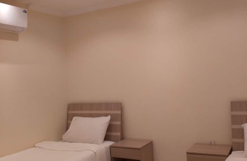 Mecca House | New hotel in the Heart of Salam Market,n Al Azizyah, Makkah.