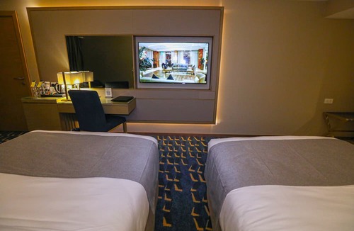 Unaizah Hotel | Cheerful Al Waha Unayzah Hotel