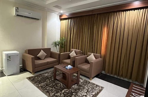 Hera Street Apartment | restoservicedsuites