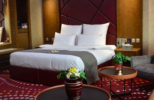 Al Bawadi Hotel | Redwaves Hotel