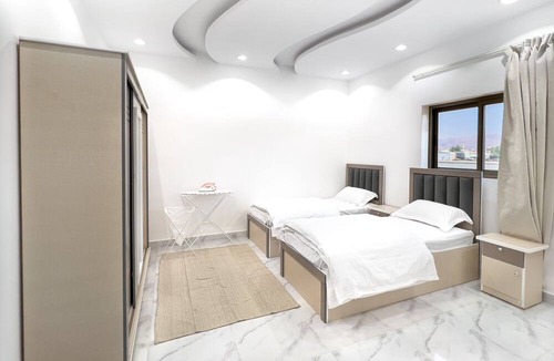 Medina Apartment | Modern Family Apt near Al-Masjid