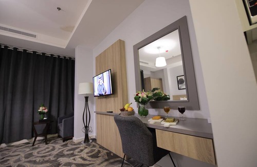 Jeddah Hotel | Laten Suites Al Salim Plaza