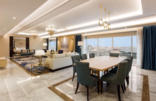 Diplomatic Area Hotel | The Diplomat Radisson BLU Hotel, Residence & Spa