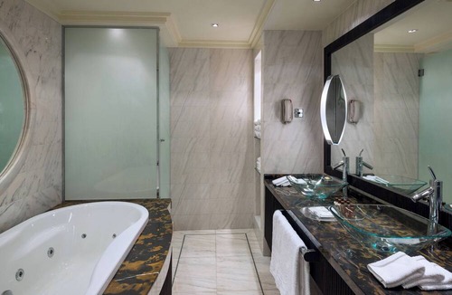 Dammam Hotel | Sheraton Dammam Hotel & Convention Centre
