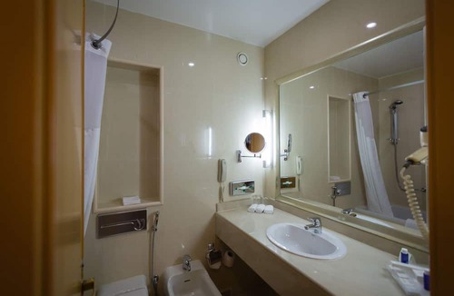 Yanbu Hotel | Holiday Inn Yanbu by IHG