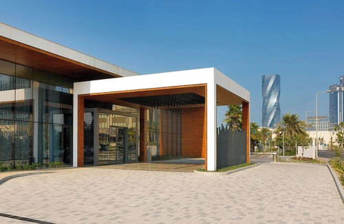 Manama Hotel | Sheraton Bahrain Hotel