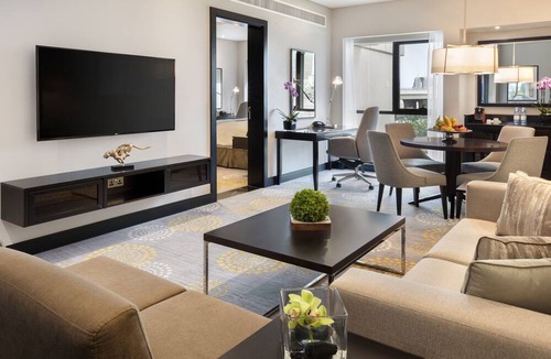 Diplomatic Area Hotel | Crowne Plaza Bahrain by IHG