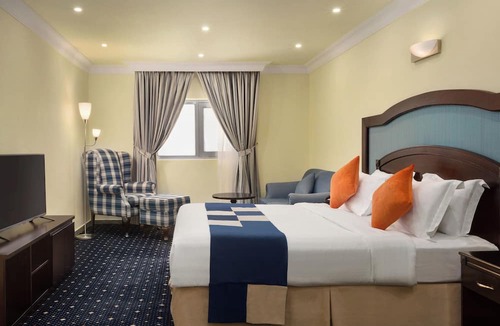 Al Hamra Hotel | Howard Johnson by Wyndham Dammam
