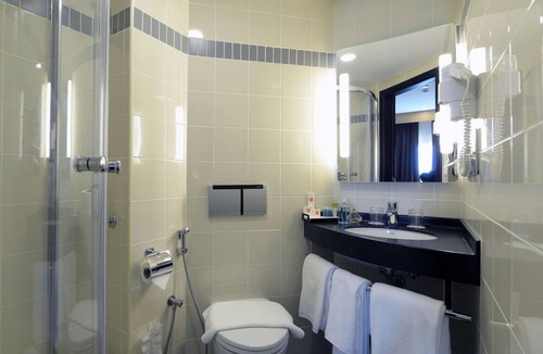 Sanabis Hotel | Ibis Seef Manama