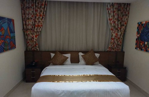 Hera Street Hotel | Golden New Heraa