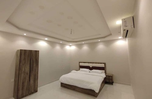 As Salamah Apartment | Al Salam Apartments Bedroom j-13