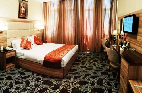 Al Faisaliyah Hotel | Roshan Al Azhar Hotel