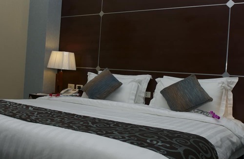 Al Faisaliyah Hotel | Sealamees Hotel | فندق لميس البحر