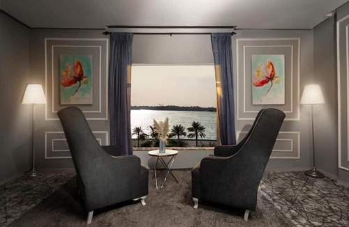 Al Hamra Hotel | Golden Garden Al Corniche Hotel