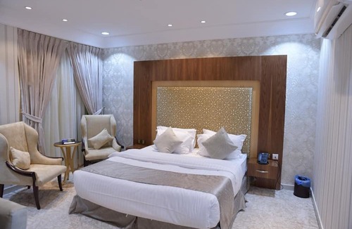 Riyadh Apartment | Crown City Hotel