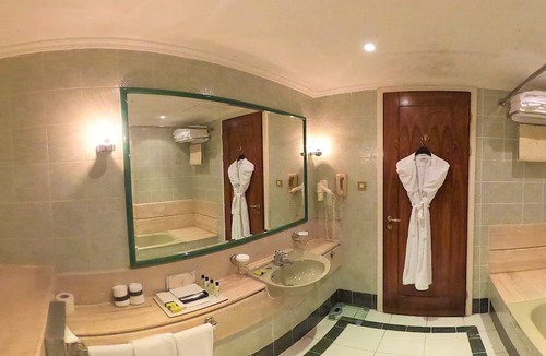 Al-Hamra'a Apartment | The Apartments