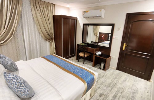 Al Faisaliyah Apartment | Alfursan Almotahida Serviced Apartments Alfaisalia Dist