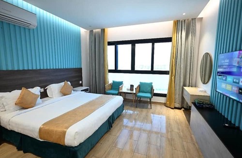 Durrat Al-Arous Ski Chalet | La Fontain lagoon resort