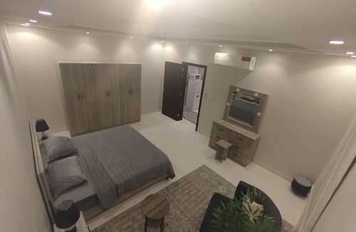 Ali Salamah Apartment | Perfect 2-bedroom apartment with AC in charming Jeddah