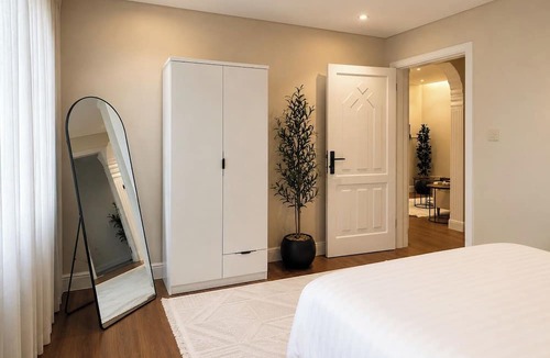 Al Faisaliyah Apartment | 2-bedroom apartment in fabulous city centre Jeddah with secured gates.