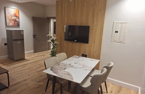 Hera Street Apartment | AreenPlaza