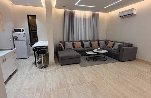 Medina Apartment | Modern and cozy apartment in charming Madinah
