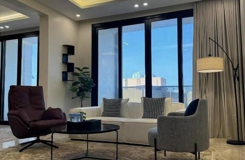 King Abdul Aziz Road House | Khozama Living