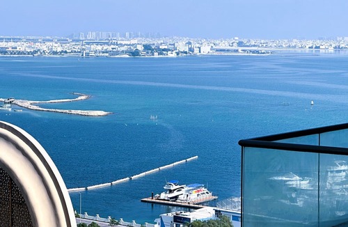 Al Hoora Apartment | Best Apartment, Swimming Pool + Sauna + Gym + Full Kitchen + WIFI