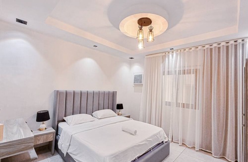 King Abdul Aziz Road Apartment | Hometel An Nahdah
