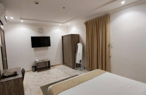 Al-Hamadaniyah Apartment | Alfursan Almotahida Serviced Apartments Alhamadania Dist Abu ishaq alkhayat street