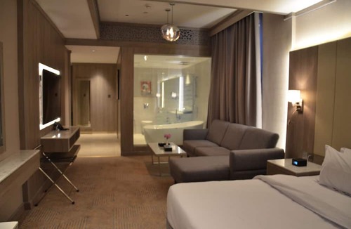 Al Jubail Apartment | Crown Suite