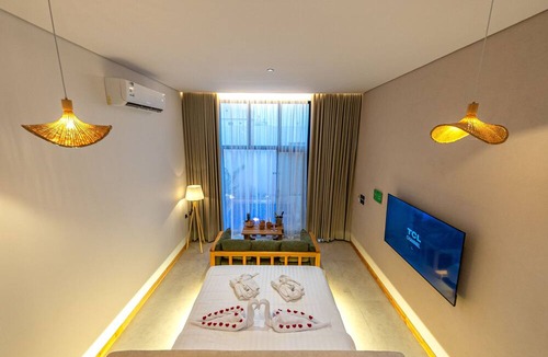 Dhahban Ski Chalet | skyline chalet