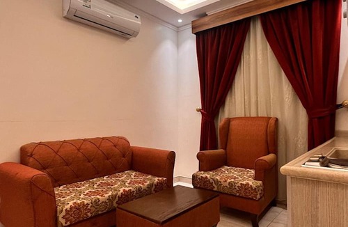 Hera Street Apartment | HAYAT ALRUWZ
