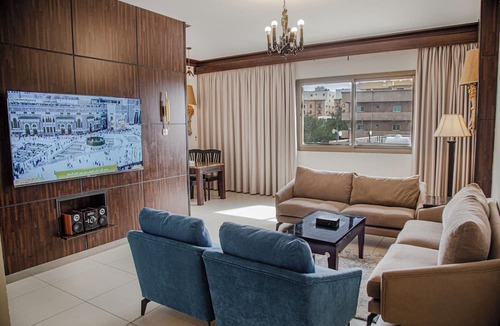 Qurish Street Apartment | Orans Suites