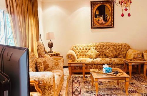 Riyadh Villa | دوركافد KAVD Two-Bedroom Floorغرفتين و صالتين المحمديه شمال الرياض next to Boulevardمدخل خاص وذاتي