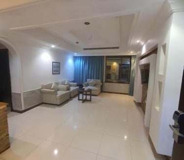King Abdul Aziz Road Apartment | سما بارك للشقق المخدومة