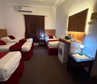 60th Street Hotel | نزل قمة العوالي