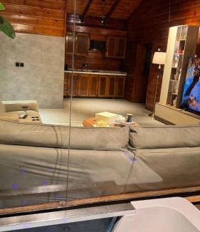 Abha Ski Chalet | اكواخ لاكجري ابها 4