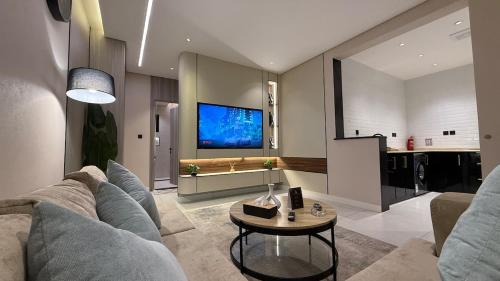 Al Faisaliyah Apartment | Suite Aura House