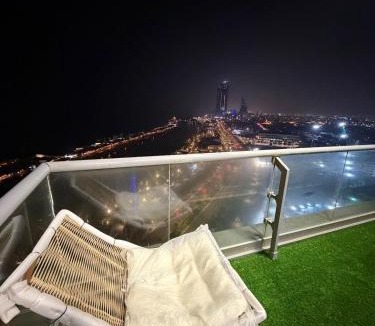 Ash Shati Apartment | برج الجوهرة داماك بجده