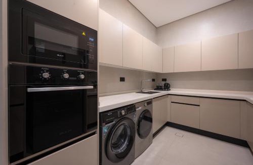 Sari Street Apartment | الاخشبان